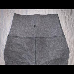 High-Waisted Dark grey leggings